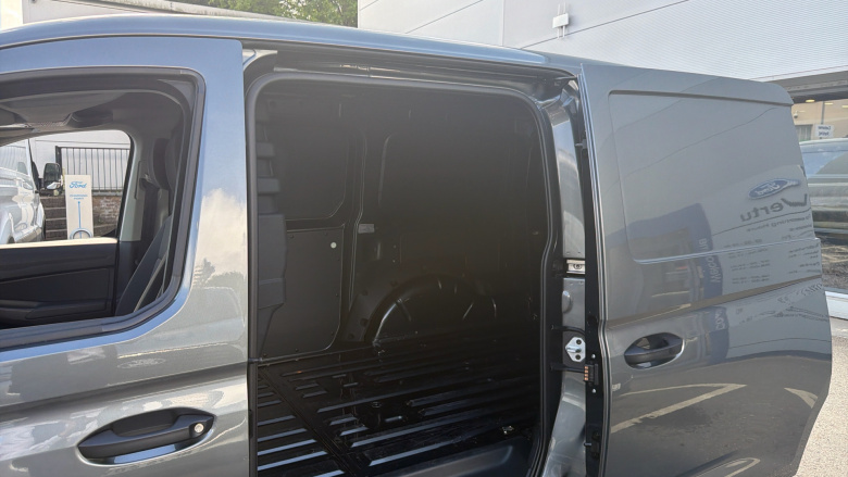Ford Transit Connect 240 L2 Diesel 2.0 EcoBlue 122ps Trend Van Auto